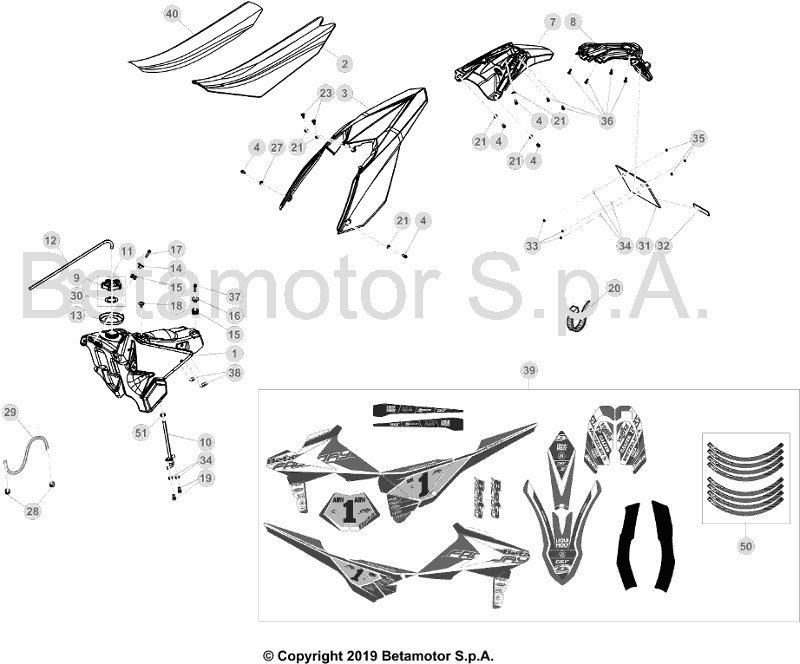 43 PLASTIC ACCESSORIES/SEAT/TANK