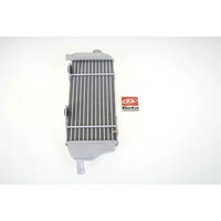 LH RADIATOR RR 4ST MY20>MY23