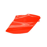 REAR SIDE PLATE RED RH RR 4ST