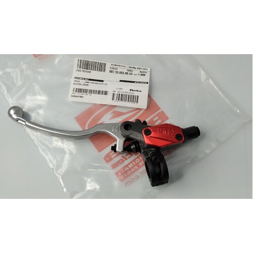 CLUTCH MASTER CYLINDER WITH LEVER