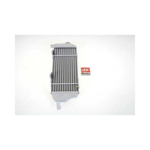 LH RADIATOR RR 4ST MY20>MY23